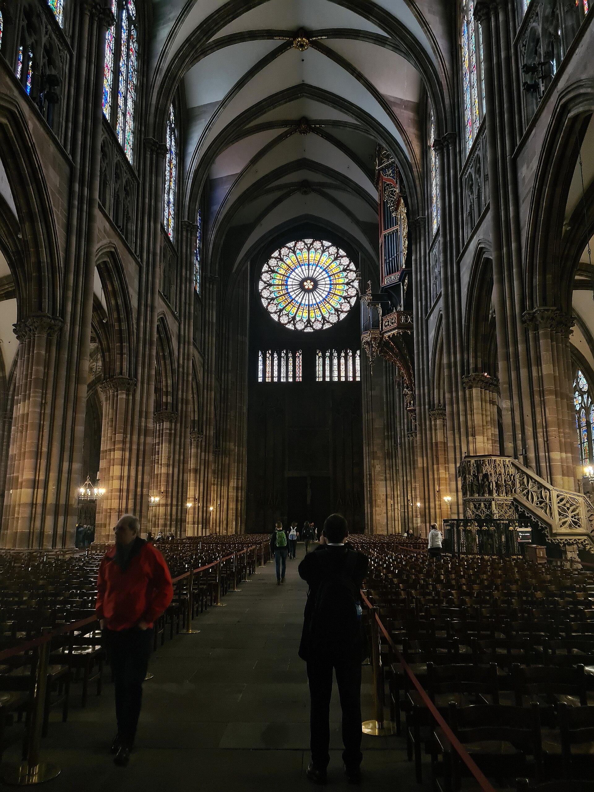 La nef de la cathédrale Notre-Dame de Strasbourg